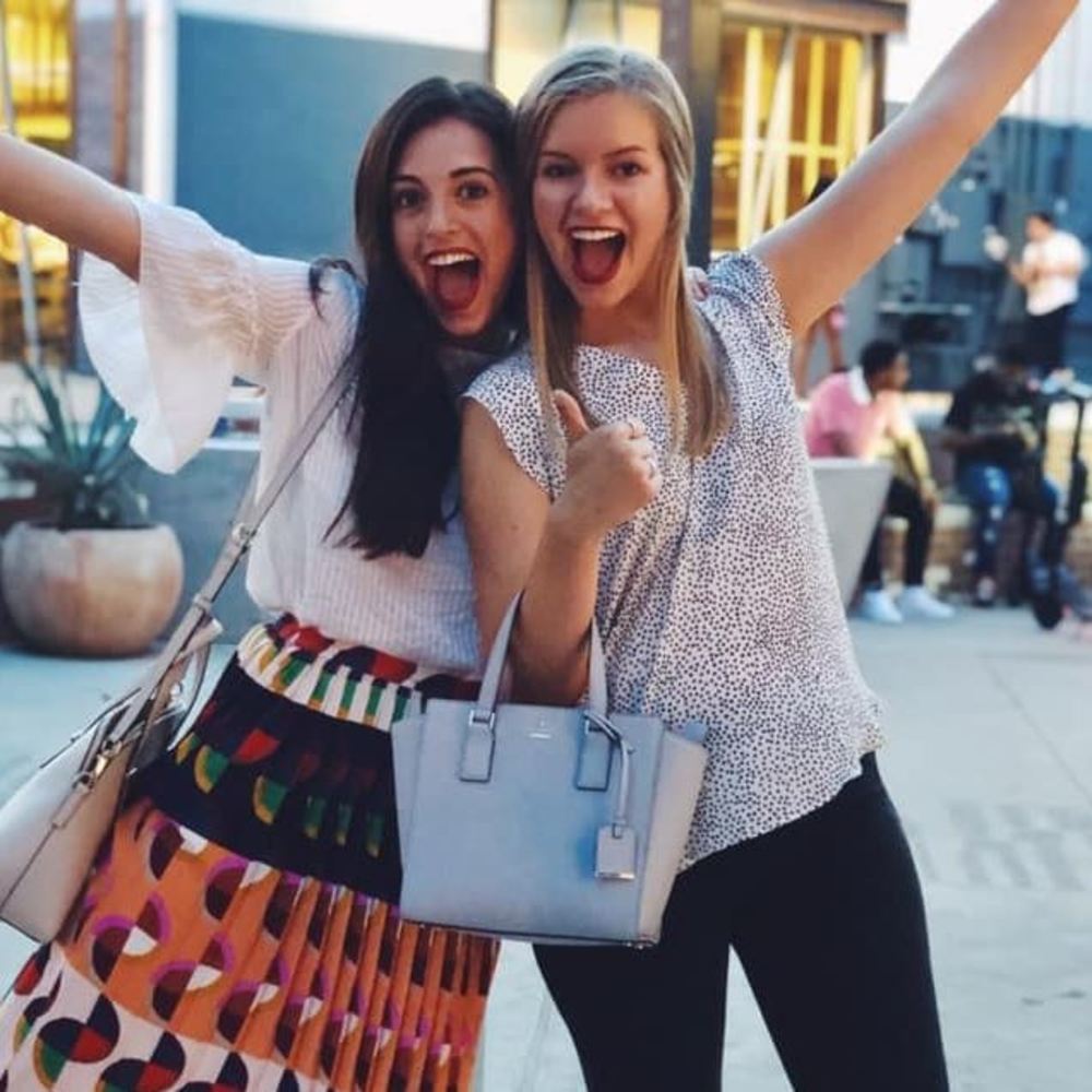 Meet your Posher, Eva